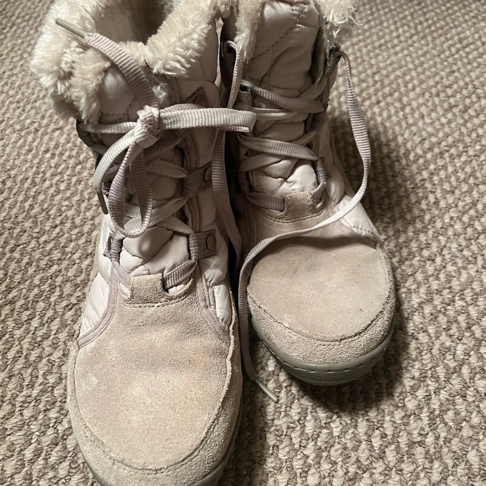 Columbia tan suede winter boots - Picture 2 of 4